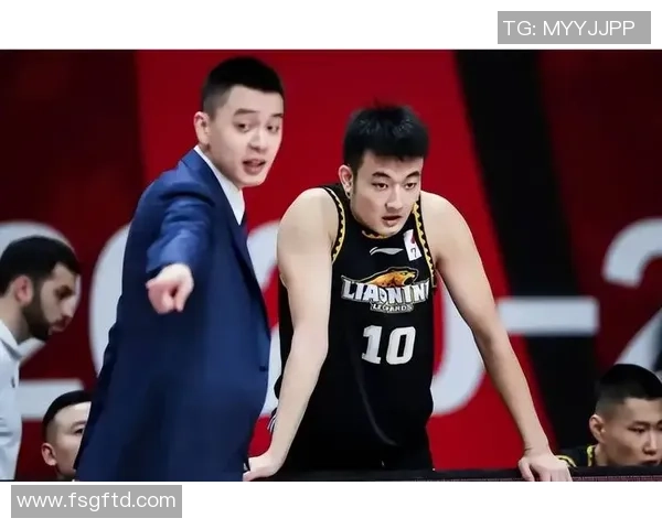 辽宁队替补球员伤退,季后赛前景蒙上阴影 辽宁队替补球员伤退,季后赛前景蒙上阴影